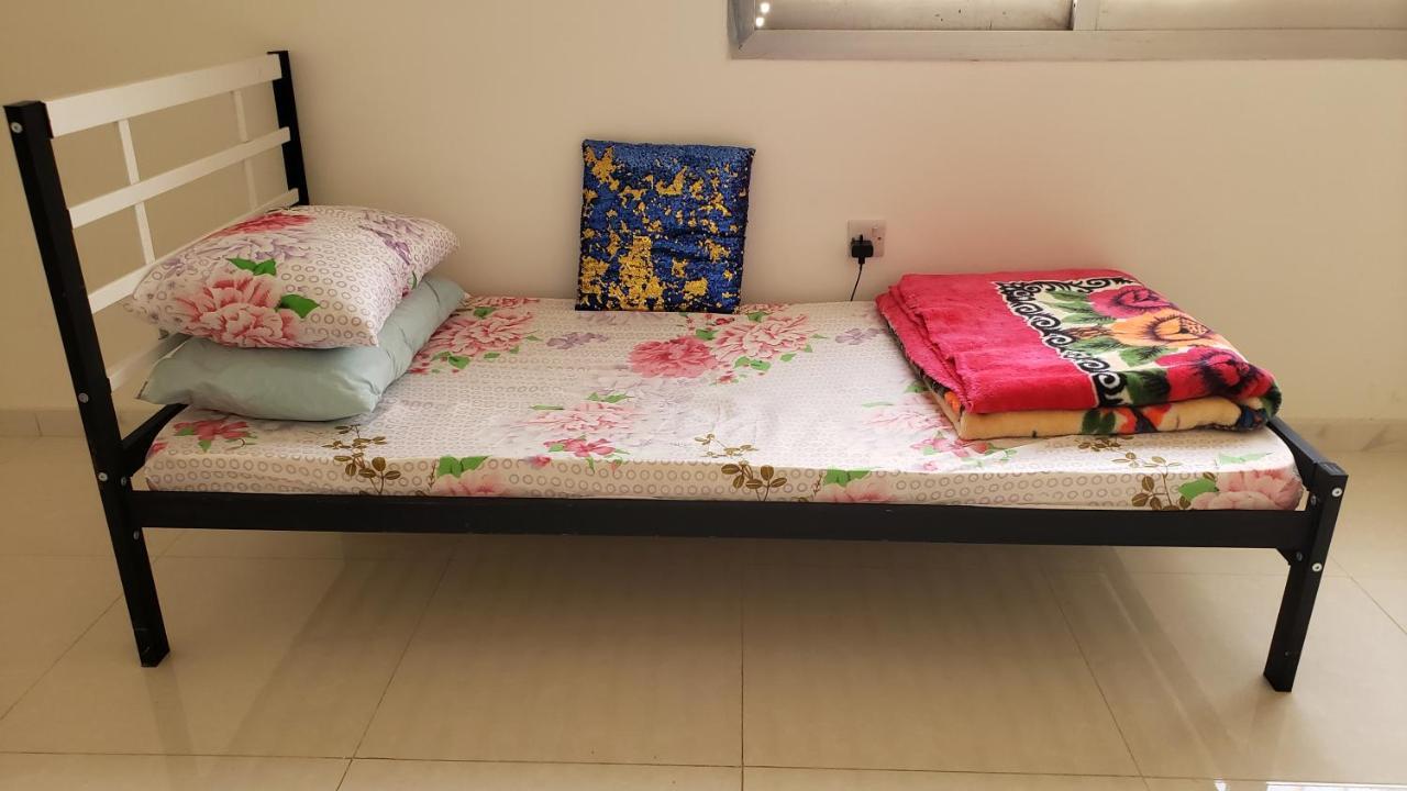 Yahia Guest House Abu Dhabi Eksteriør billede
